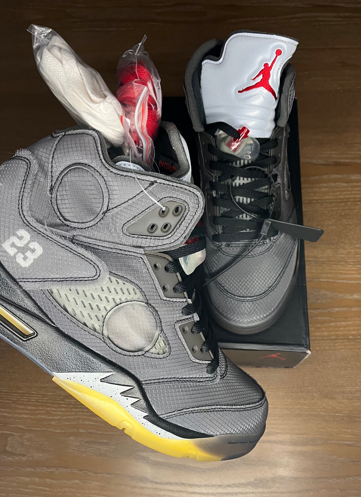 Jordan 5 Retro (Off-White Muslin)