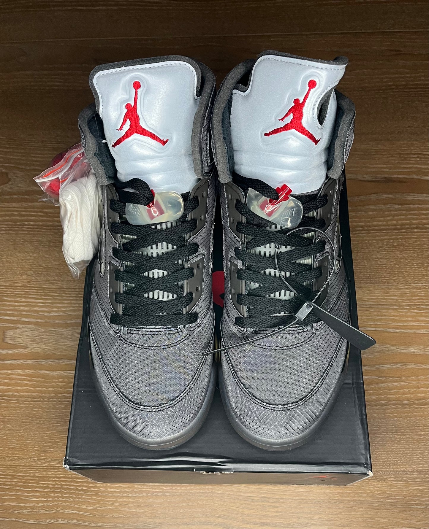 Jordan 5 Retro (Off-White Muslin)