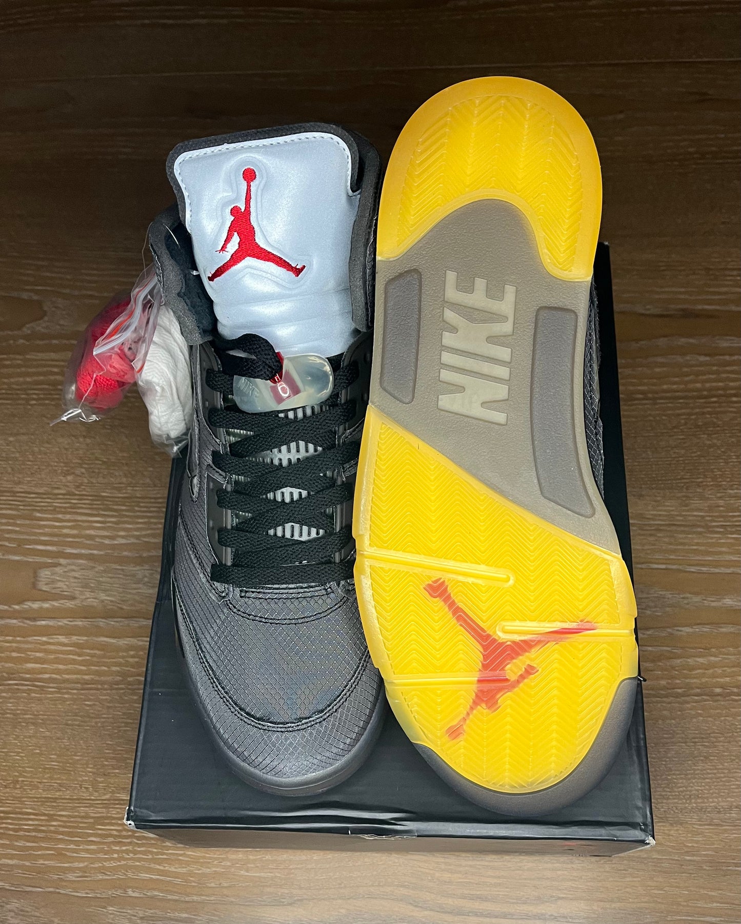 Jordan 5 Retro (Off-White Muslin)