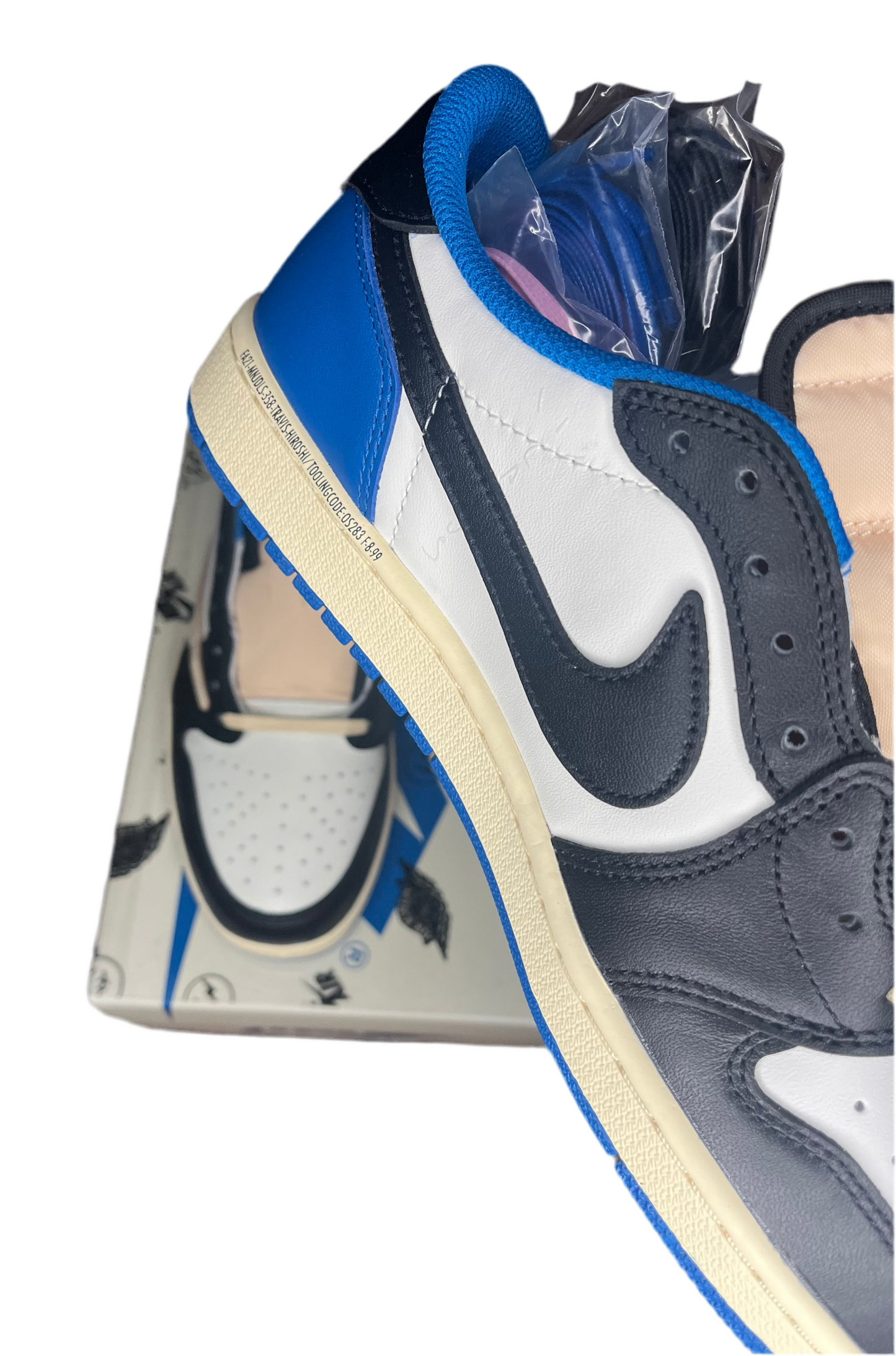 Jordan 1 Retro Low Fragment X Travis Scott