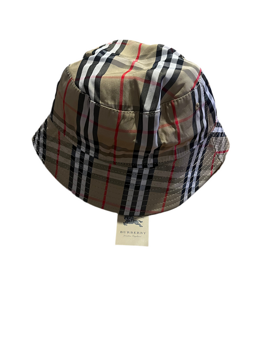 Burberry bucket hat