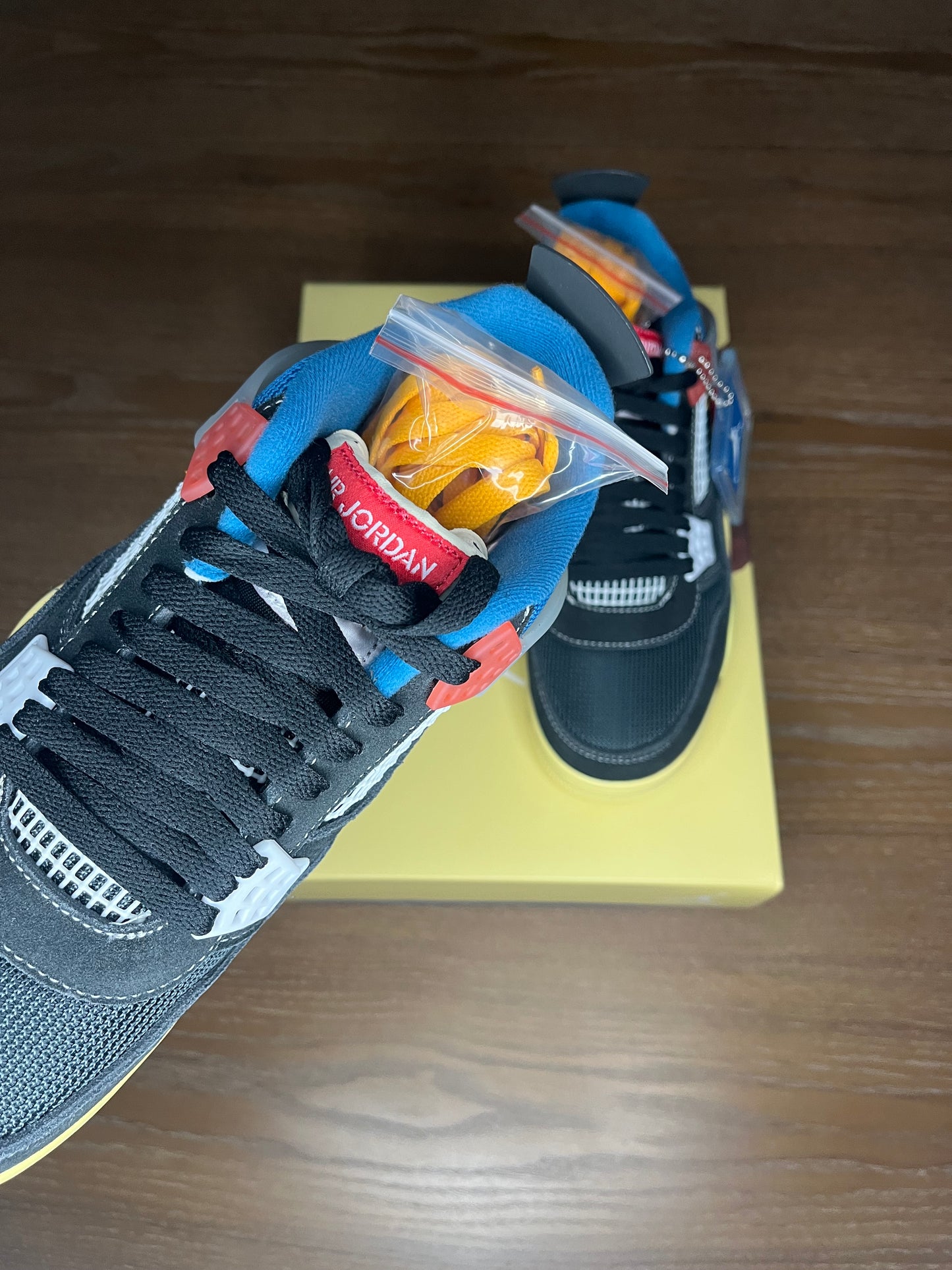 Jordan 4 Retro Union Off Noir